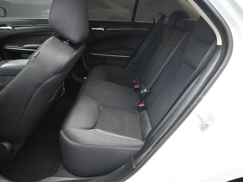 Used 2023 Chrysler 300 Touring w/ Sport Appearance Package image 11