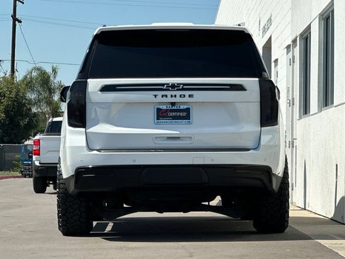 Used 2023 Chevrolet Tahoe Z71 w/ Luxury Package AWD/4WD image 5