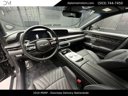 Used 2025 Genesis G90 3.5T AWD/4WD image 16