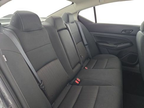 Used 2025 Nissan Altima 2.5 SV image 31