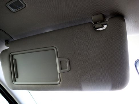 Used 2022 Kia K5 LXS image 30