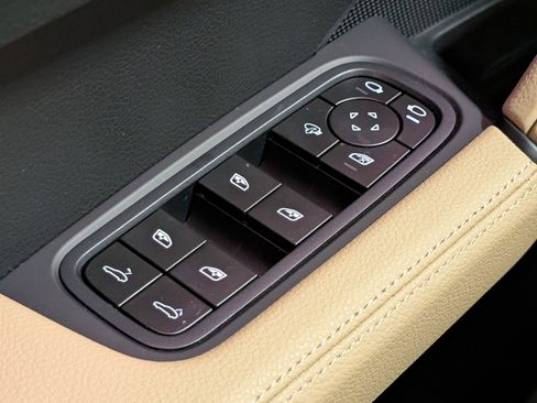 New 2026 Porsche Cayenne AWD/4WD image 19