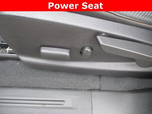 Certified 2021 GMC Canyon AT4 w/ Trailering Package image 23