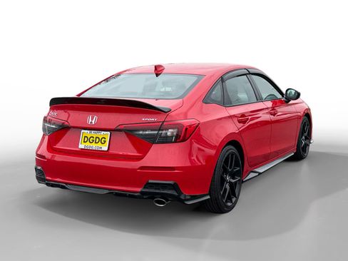Used 2024 Honda Civic Sport image 5