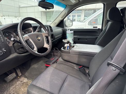 Used 2010 Chevrolet Silverado 1500 LT w/ Power Pack Plus image 10