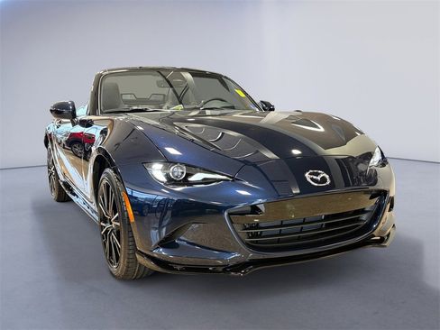 New 2025 MAZDA MX-5 Miata Grand Touring w/ Appearance Package image 1