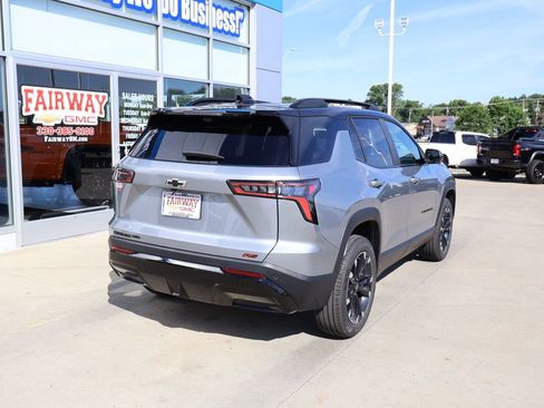 New 2026 Chevrolet Equinox RS w/ Convenience Package III AWD/4WD image 3