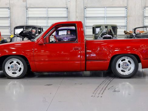 Used 1988 Chevrolet Silverado 1500 2WD Regular Cab image 11