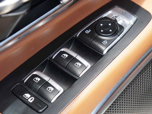 Used 2024 Kia Telluride SX Prestige X-Pro AWD/4WD image 17
