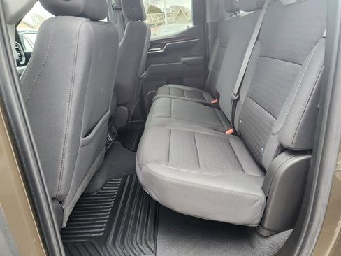 Used 2023 GMC Sierra 1500 Elevation image 11