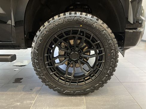 Used 2025 Chevrolet Silverado 1500 RST w/ Convenience Package II image 13