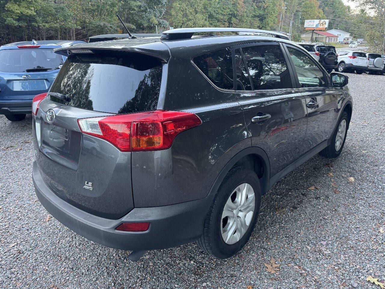 Used 2015 Toyota RAV4 LE AWD/4WD image 34