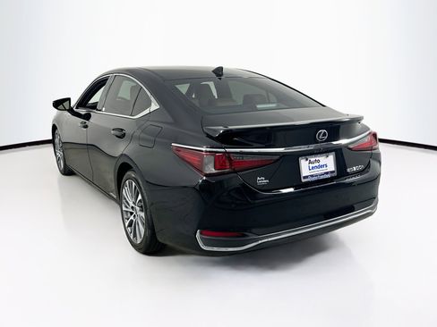 Used 2019 Lexus ES 300h w/ Premium Package image 7