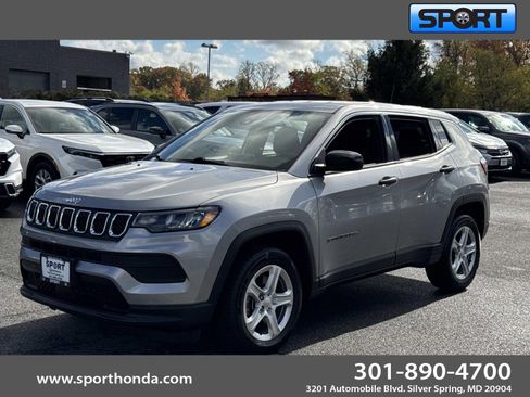 Used 2023 Jeep Compass Sport image 1