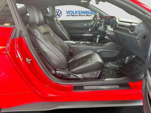 Used 2025 Ford Mustang GT Premium RWD image 24