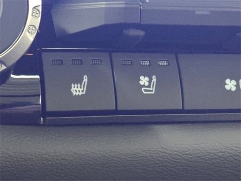 New 2026 Toyota Tundra Platinum image 10