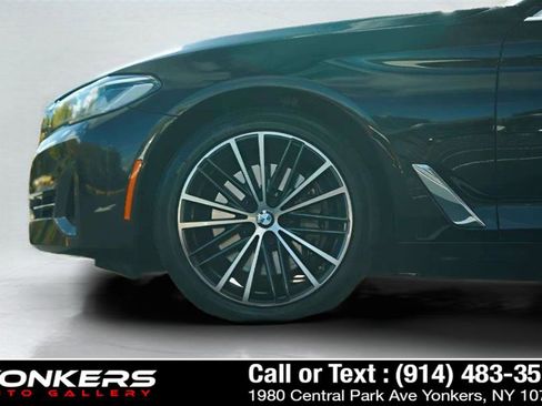 Used 2022 BMW 540i xDrive w/ Premium Package image 56