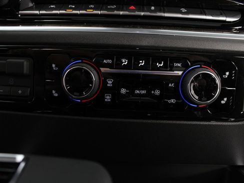 New 2026 Chevrolet Silverado 1500 LT Trail Boss w/ LT Trail Boss Premium Package AWD/4WD image 7