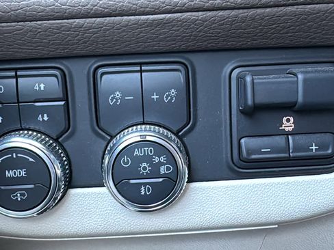 Certified 2023 GMC Yukon Denali w/ Denali Reserve Package image 14