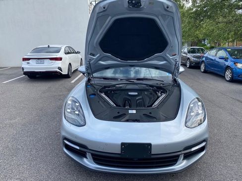 Used 2018 Porsche Panamera 4 AWD/4WD image 2