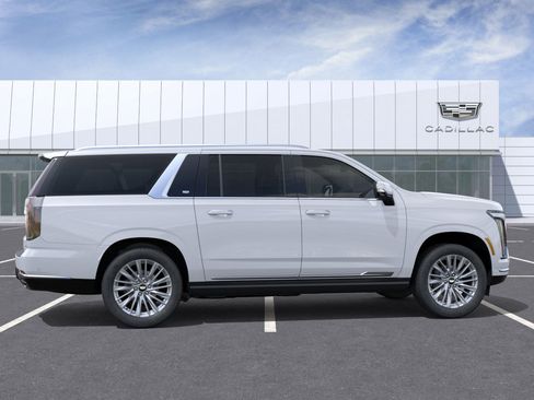 New 2026 Cadillac Escalade ESV Luxury w/ Touring Package image 36