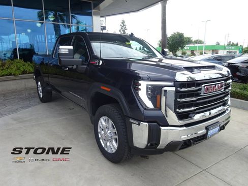 Certified 2024 GMC Sierra 2500 SLT AWD/4WD image 1