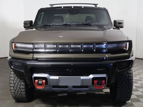 Used 2025 GMC Hummer EV 2X w/ Extreme Off-Road Package AWD/4WD image 14