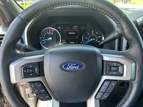 Used 2022 Ford F250 Lariat w/ Tremor Off-Road Package image 29