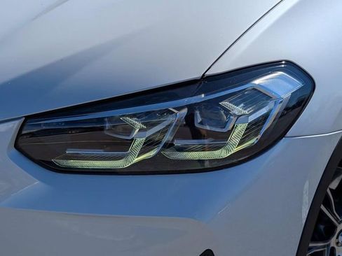 Used 2023 BMW X3 sDrive30i w/ Premium Package image 2