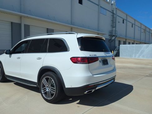Used 2021 Mercedes-Benz GLS 450 4MATIC image 7