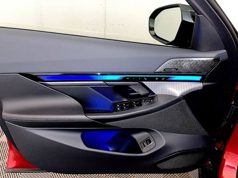 Used 2024 BMW i5 M60 w/ Premium Package image 11