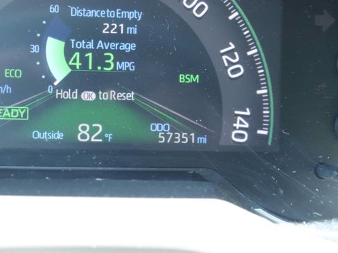 Used 2021 Toyota RAV4 Limited AWD/4WD image 11