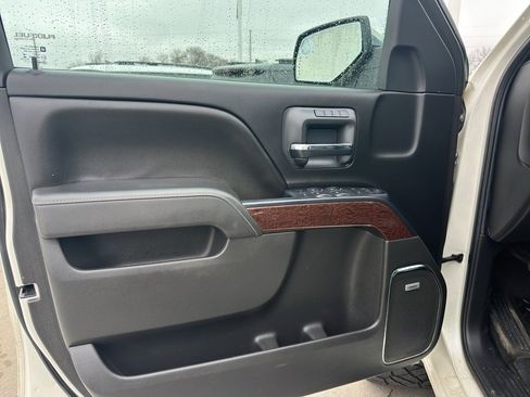 Used 2015 GMC Sierra 1500 SLT w/ SLT Crew Cab Value Package image 11