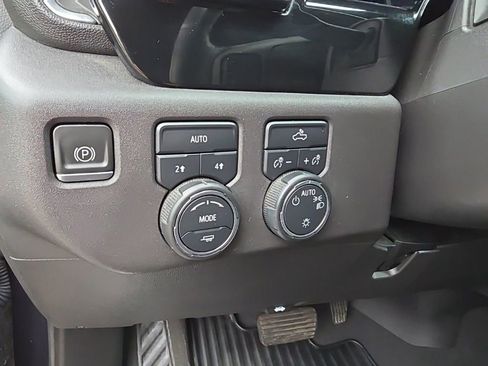 Used 2023 Chevrolet Silverado 1500 LT image 14