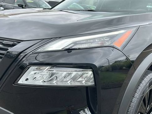 Certified 2023 Nissan Rogue SV w/ SV Premium B Package AWD/4WD image 7