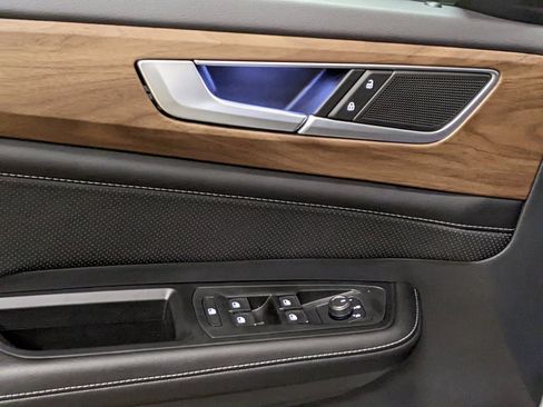 New 2026 Volkswagen Atlas SE image 10