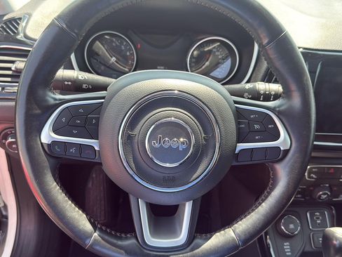 Used 2018 Jeep Compass Limited w/ Safety & Security Group AWD/4WD image 20
