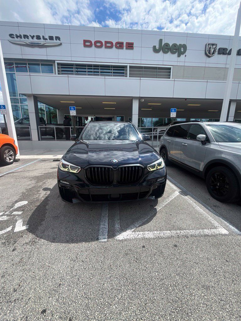 Used 2019 BMW X5 xDrive40i w/ M Sport Package AWD/4WD image 16
