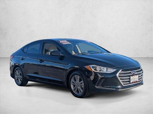 Used 2018 Hyundai Elantra SEL image 3