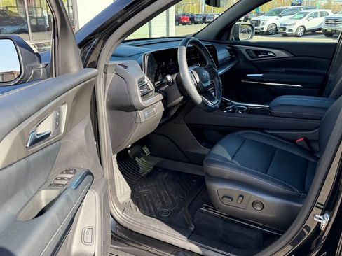 Used 2026 Chevrolet Traverse LT w/ Midnight/Sport Edition AWD/4WD image 33