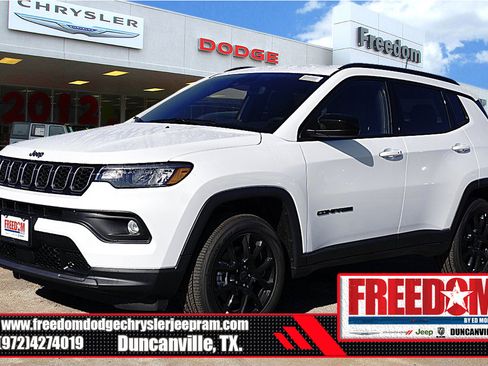 New 2026 Jeep Compass Latitude image 1