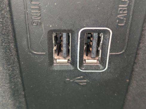 Used 2020 Volvo XC90 T5 Momentum w/ Protection Package Premier image 22