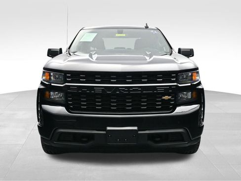 Used 2020 Chevrolet Silverado 1500 Custom w/ Custom Value Package RWD image 8