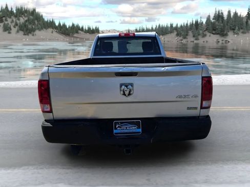 Used 2010 Dodge Ram 1500 Truck ST image 4