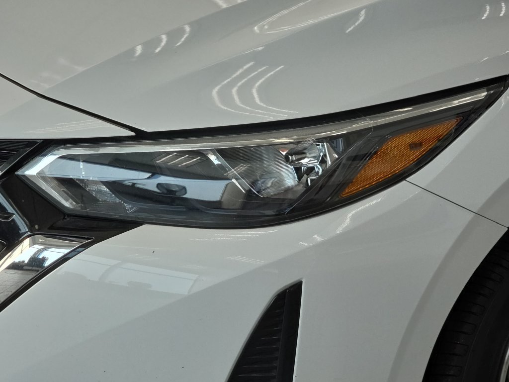 Used 2024 Nissan Sentra SV FWD image 27