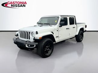 Used 2021 Jeep Gladiator Sport video 3