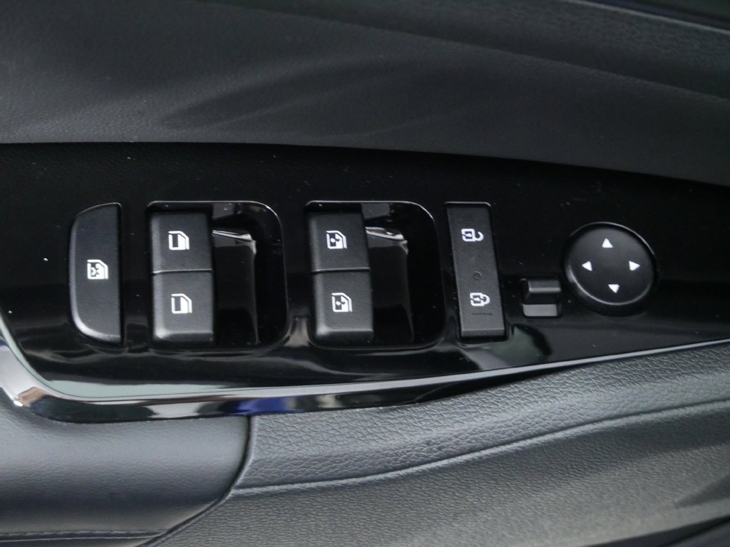 Used 2024 Kia Sportage EX AWD/4WD image 24