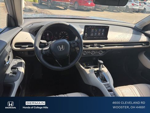Used 2024 Honda HR-V EX-L image 13