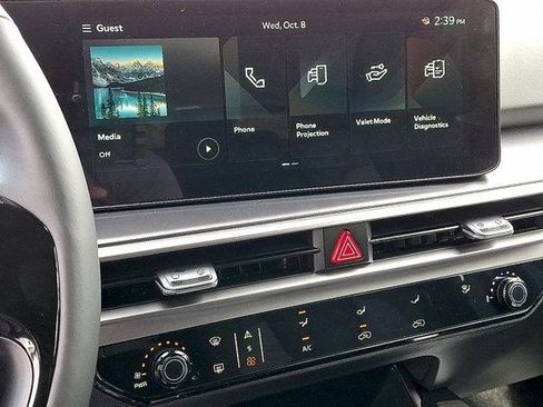 New 2026 Kia Sorento LX image 9