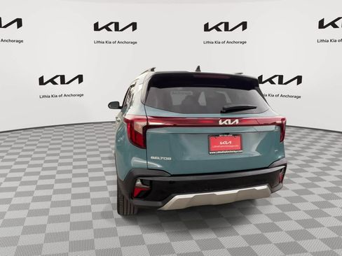 Used 2024 Kia Seltos SX AWD/4WD image 7